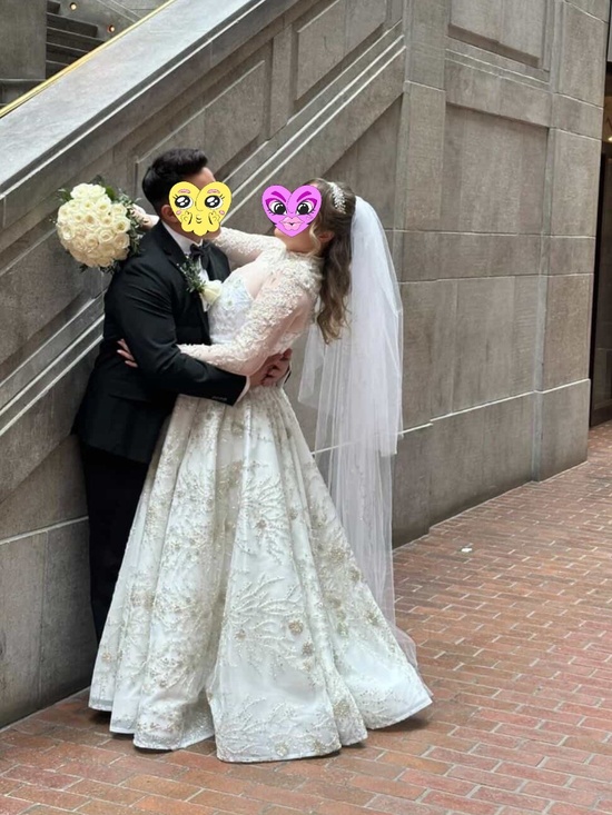 Dresses & Skirts - Wedding dress